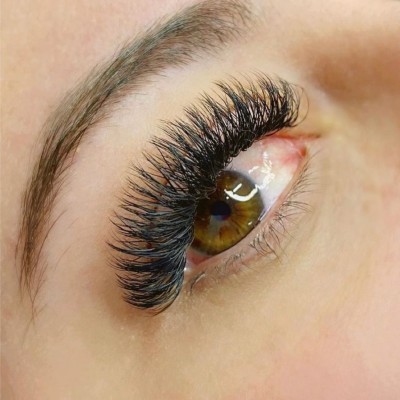 Russian Lash Extensions